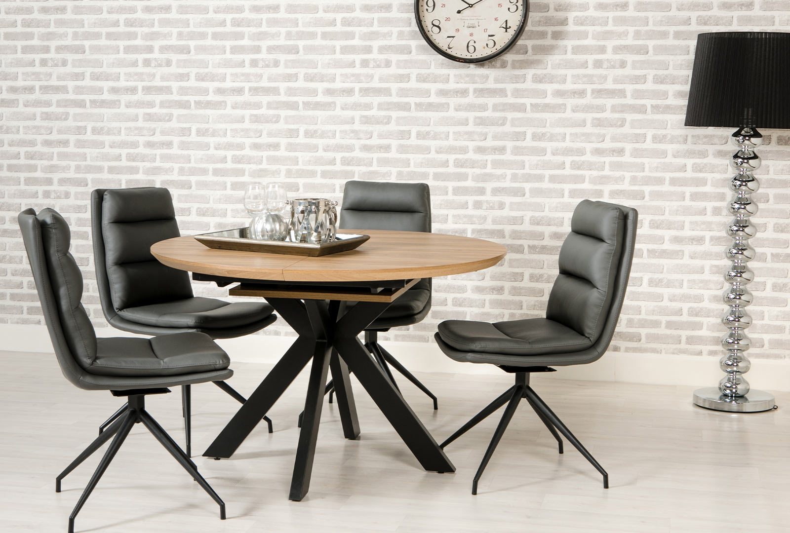 Furniture Link Madrid - Dining Table