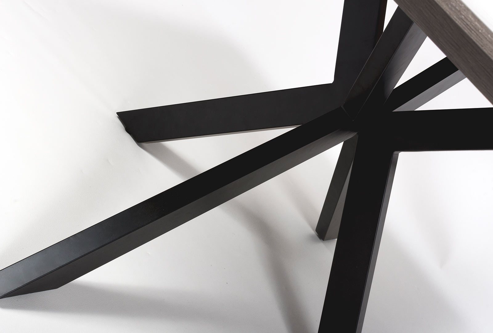 Furniture Link Madrid - Dining Table