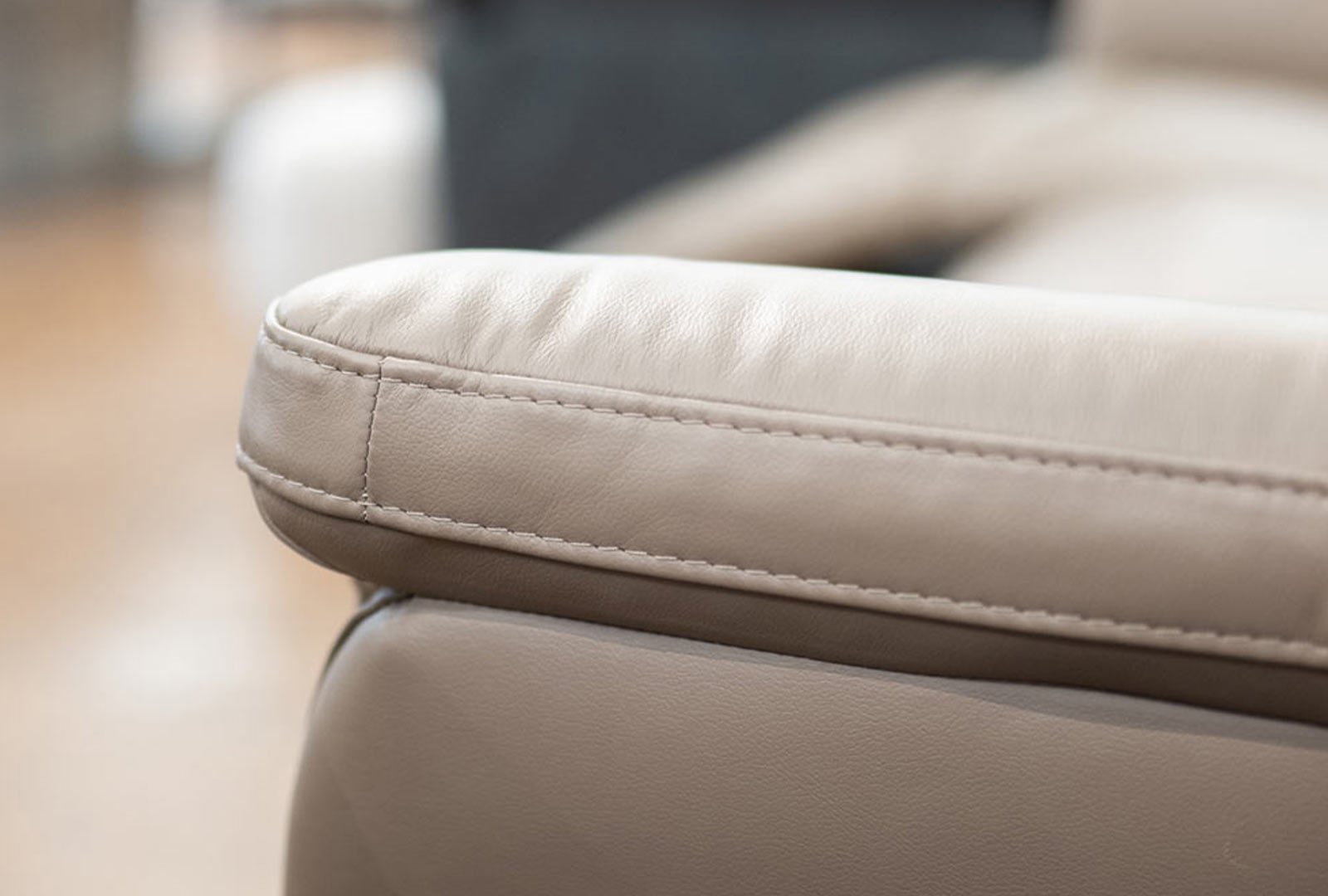 Volterra Sofa Side View