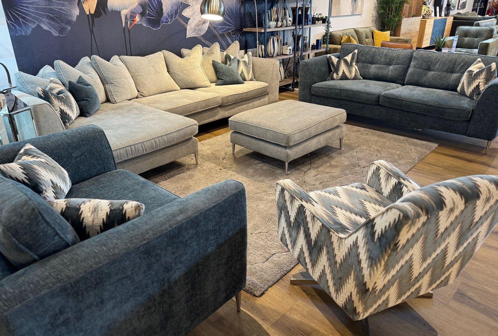 Whitemeadow Lucciano - Small Corner Group