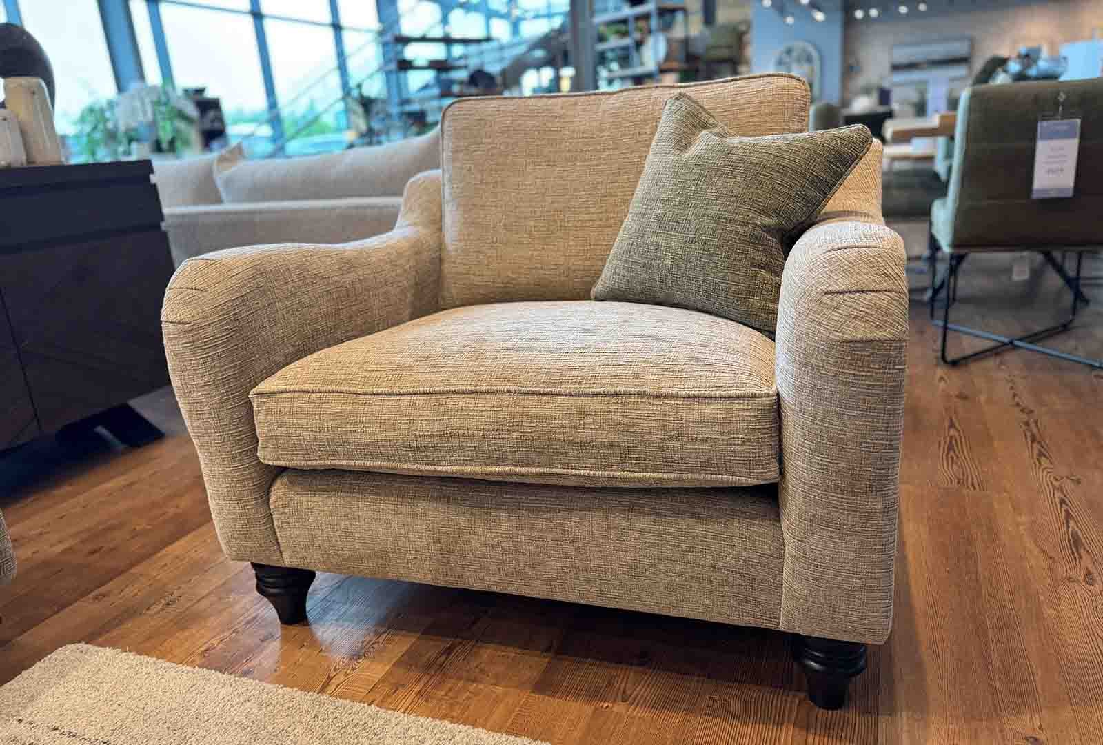 David Gundry Sabden - Love Chair