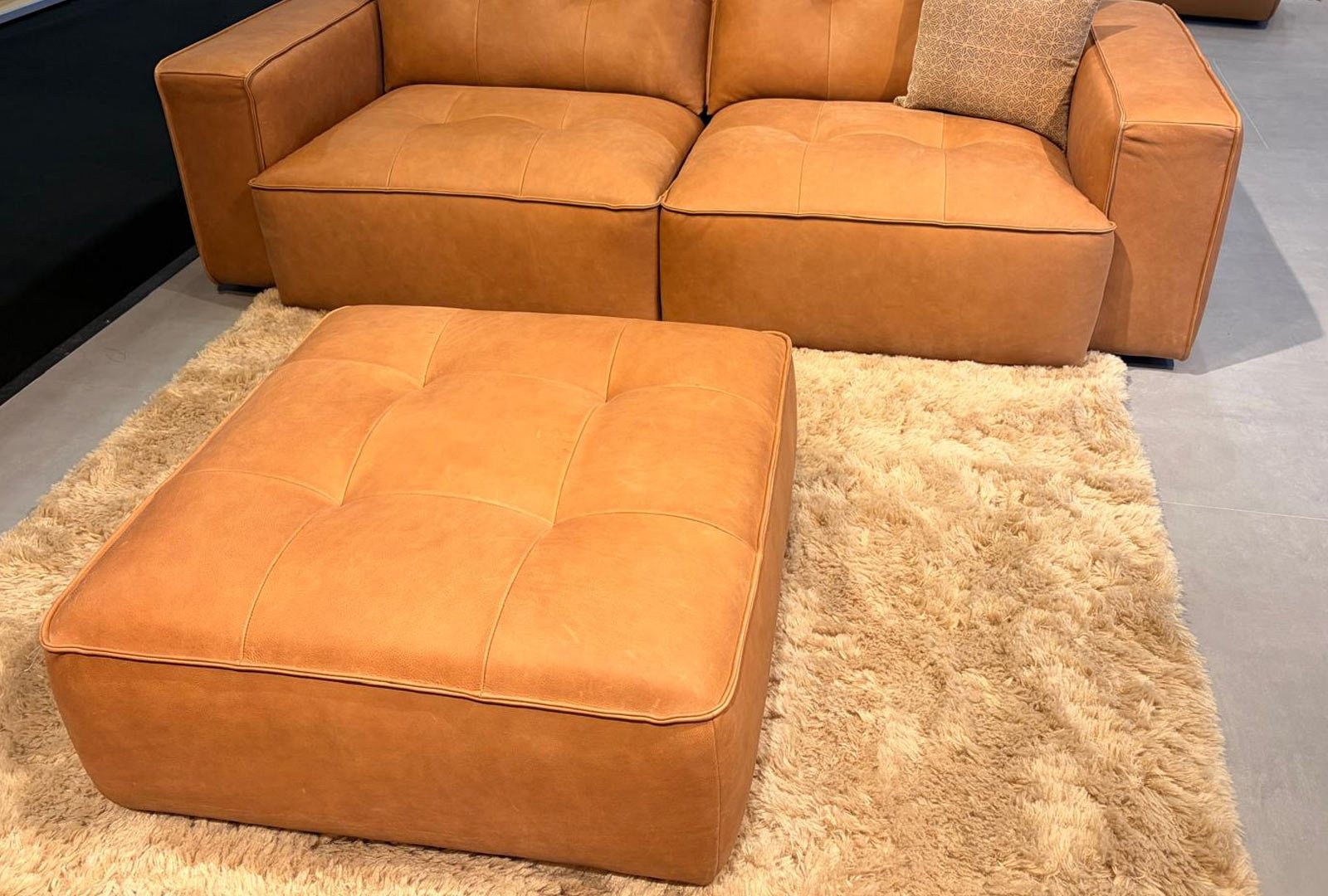 Italia Living Gadoni - Large Footstool