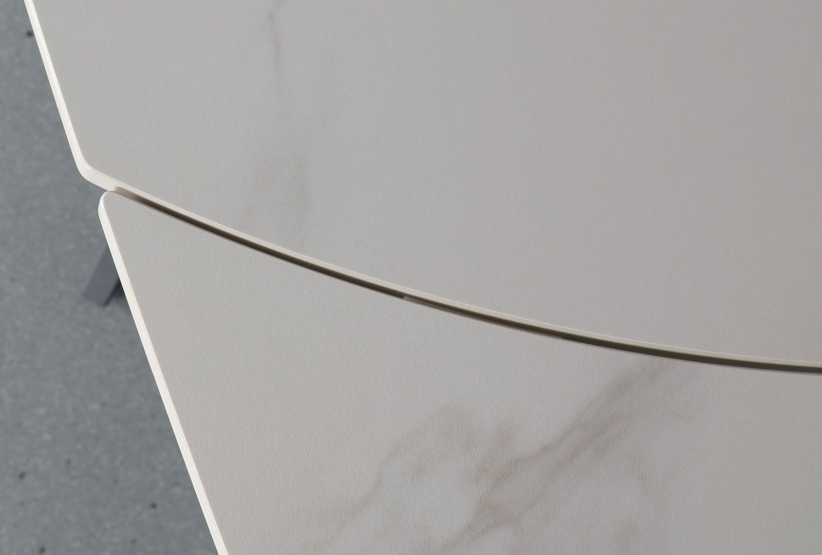 Baker Furniture Syndra - Dining Table