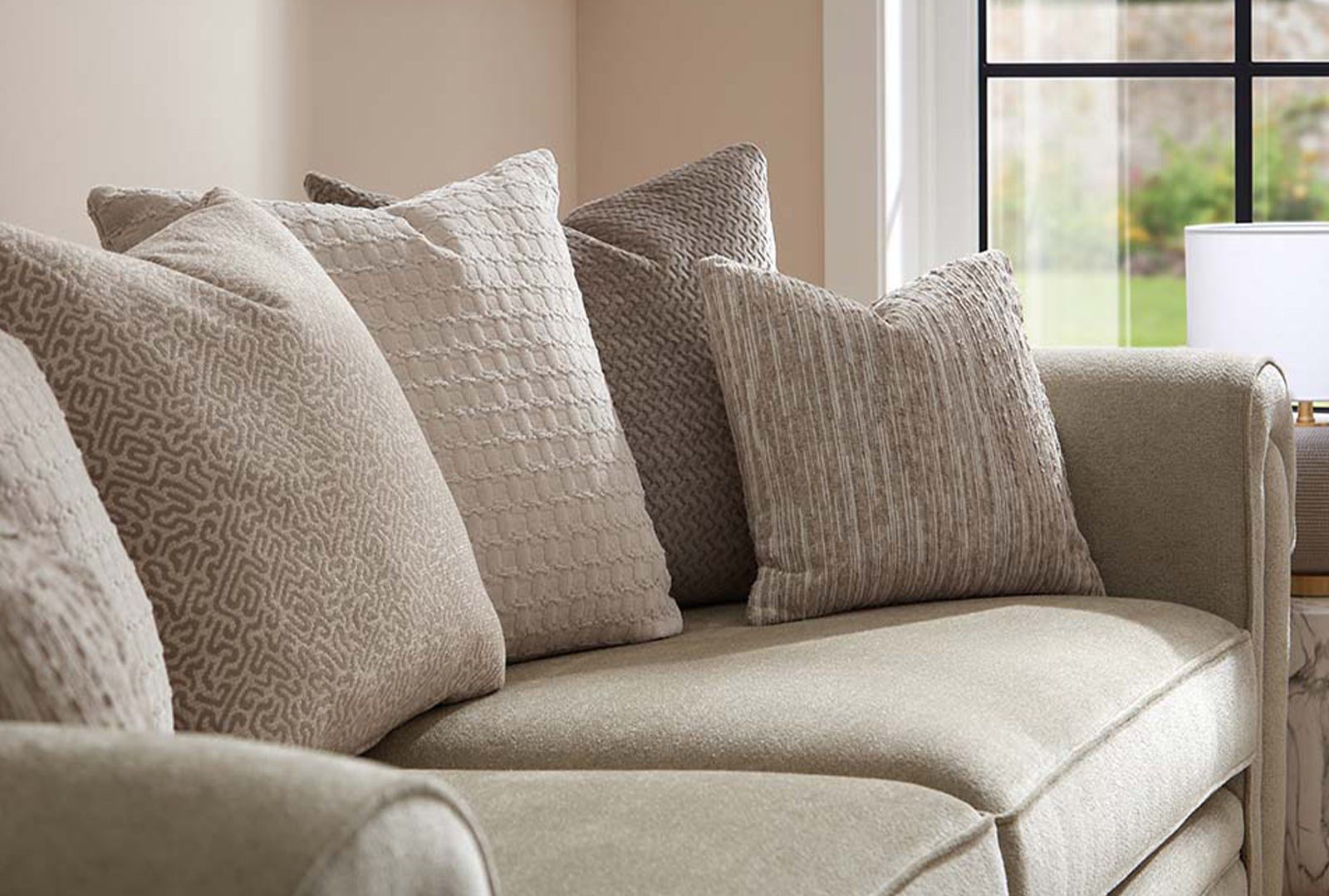 Whitemeadow Zenon - Small Sofa