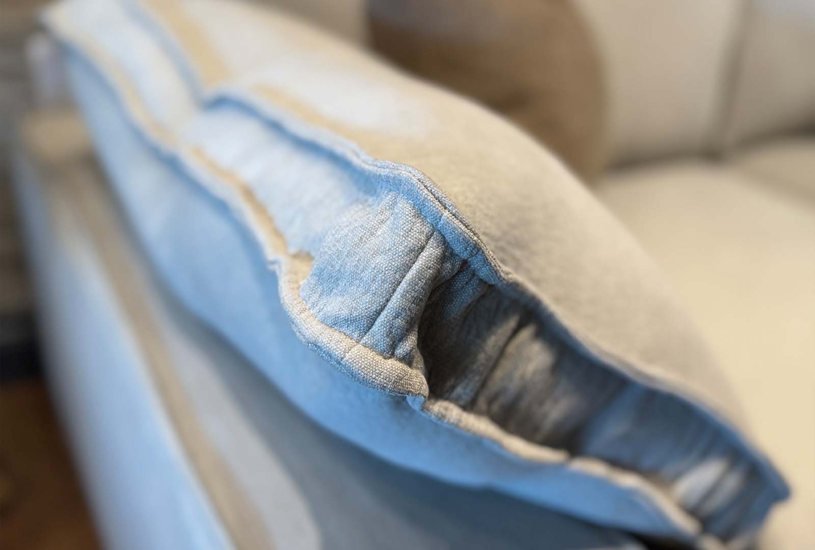 Whitemeadow Arena - Medium Sofa