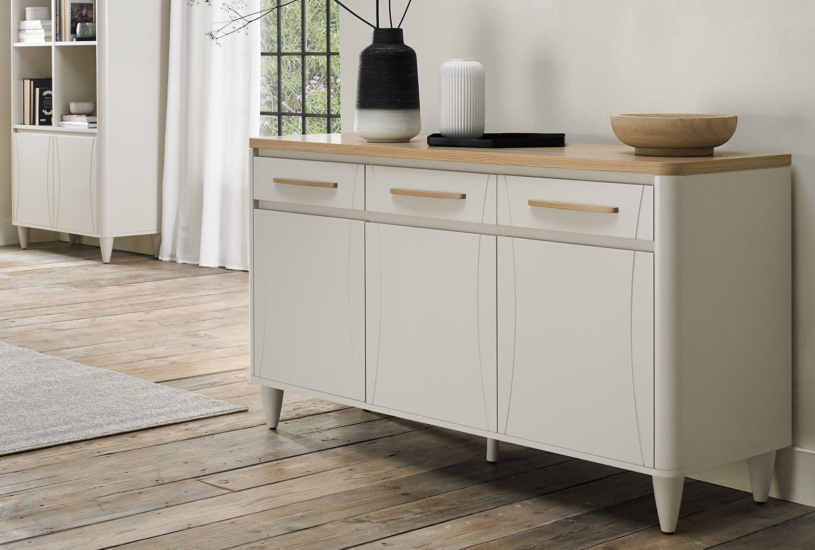 Bentley Designs (UK) Ltd Lawson - Wide Sideboard