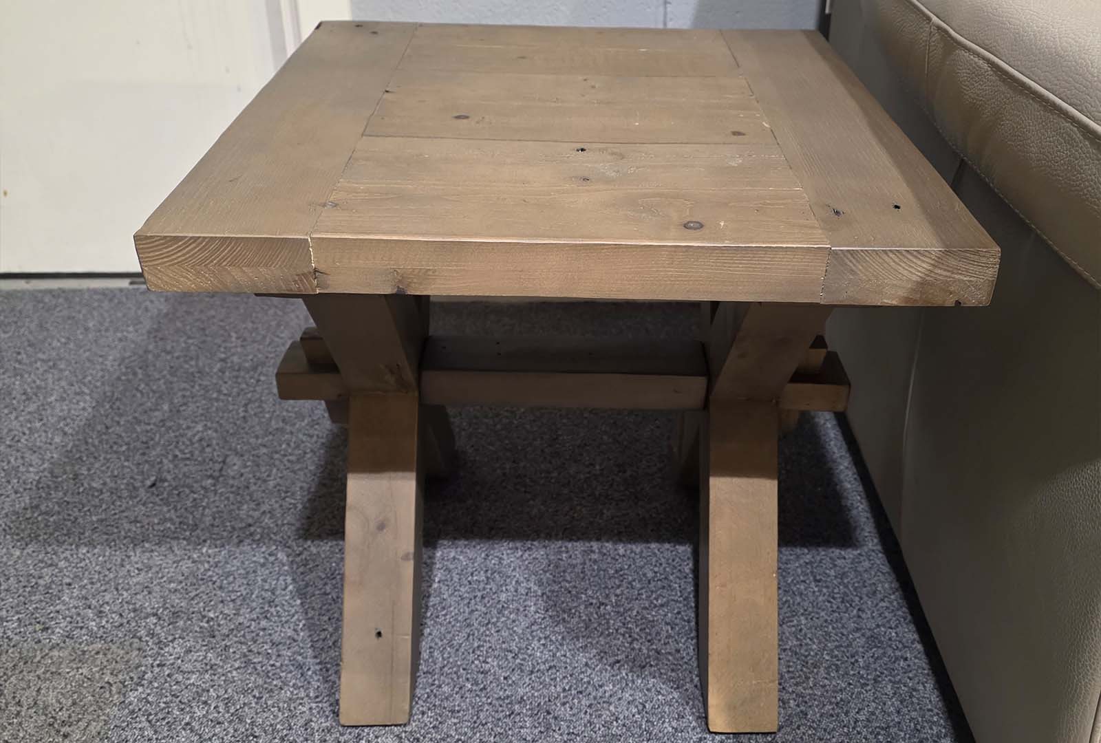 Clearance Walter Lamp Table