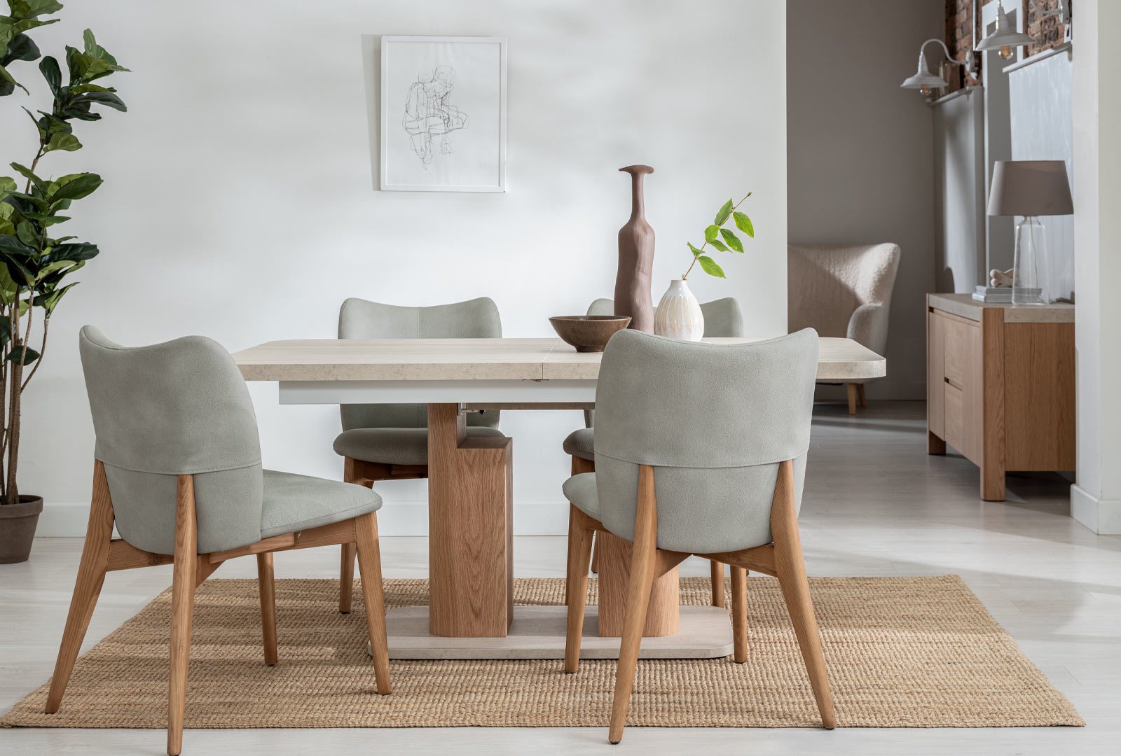 Baker Furniture Sefton - Extending Dining Table