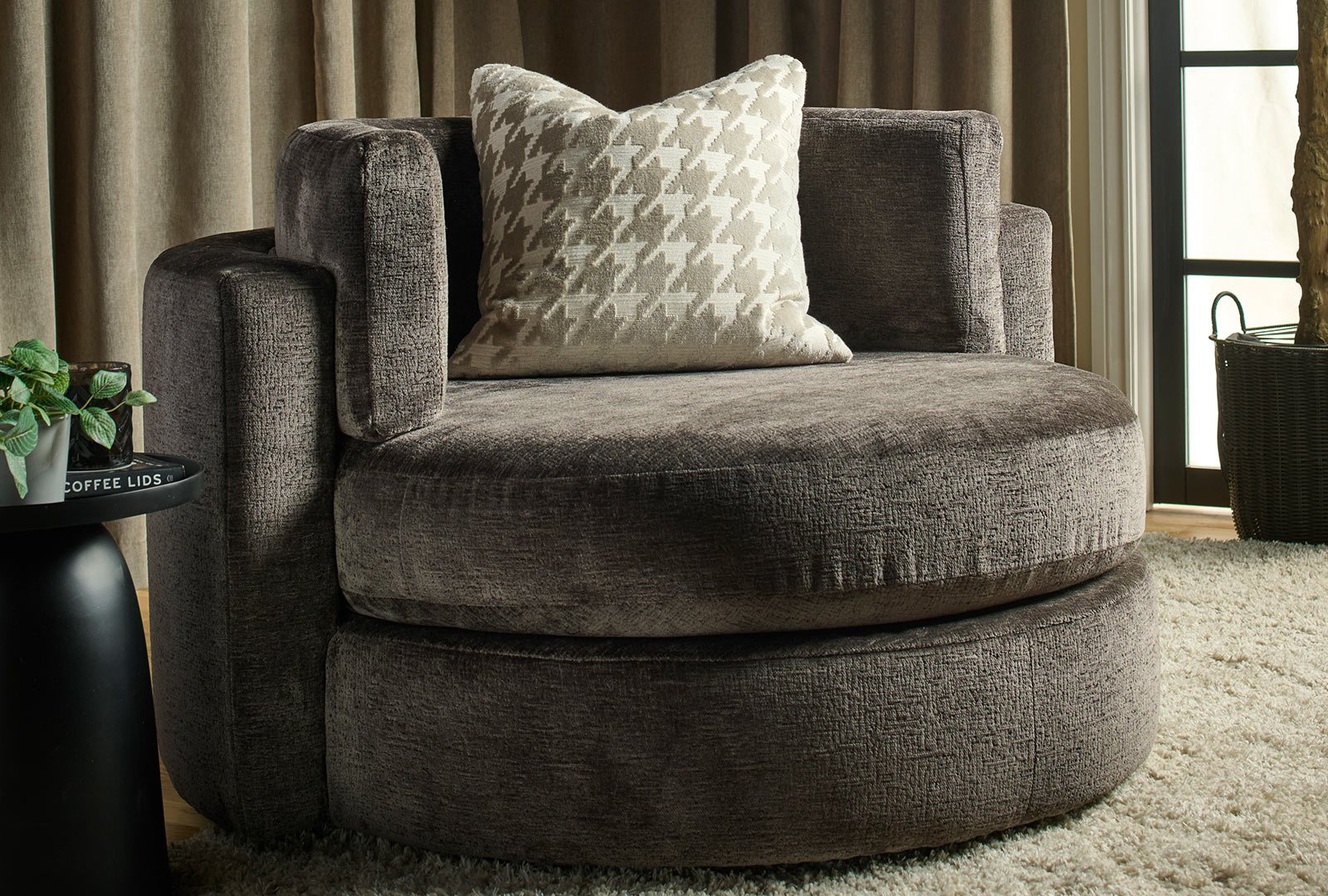 Buoyant Longton - Swivel Chair