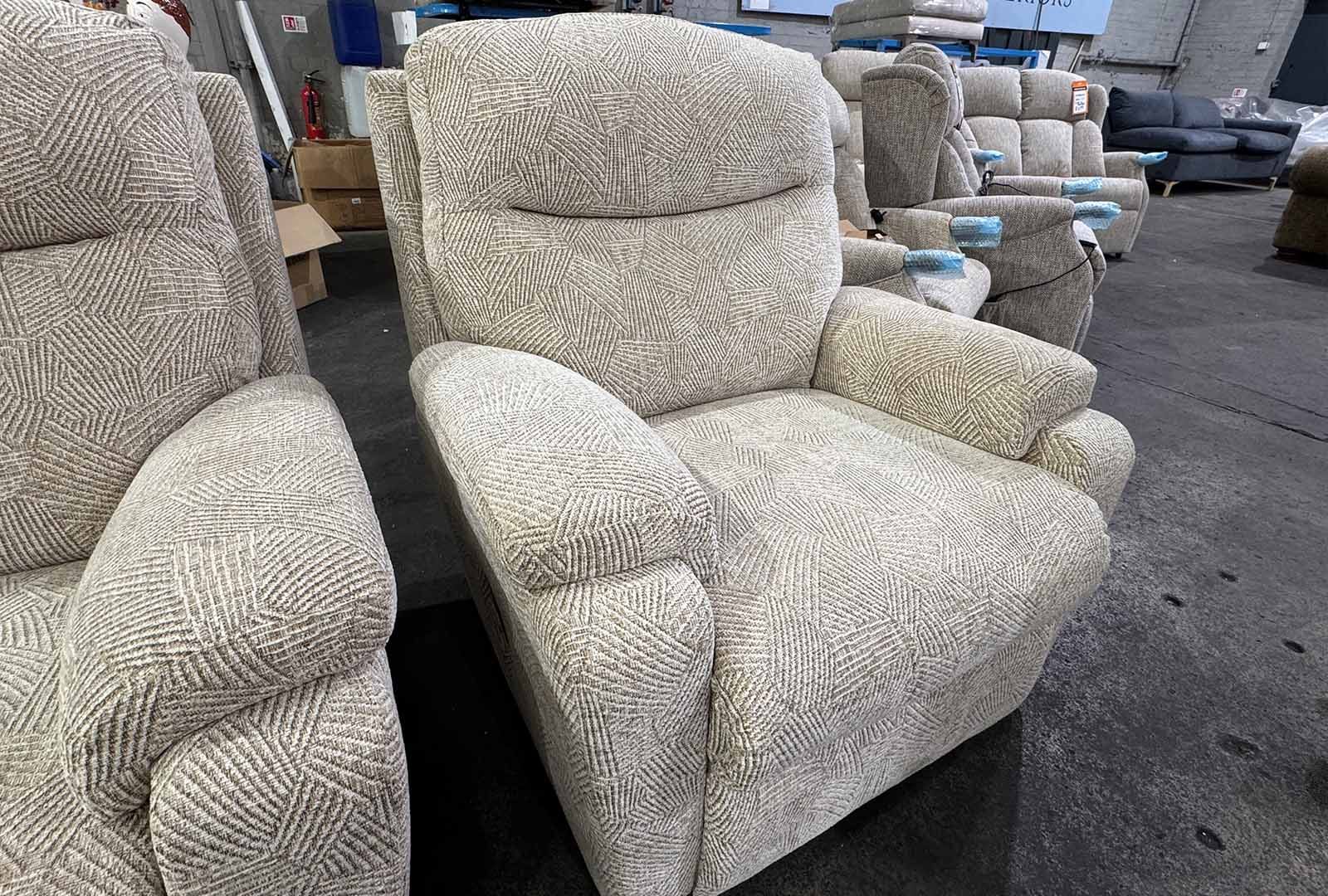 Clearance Townley 1 Seater Static
