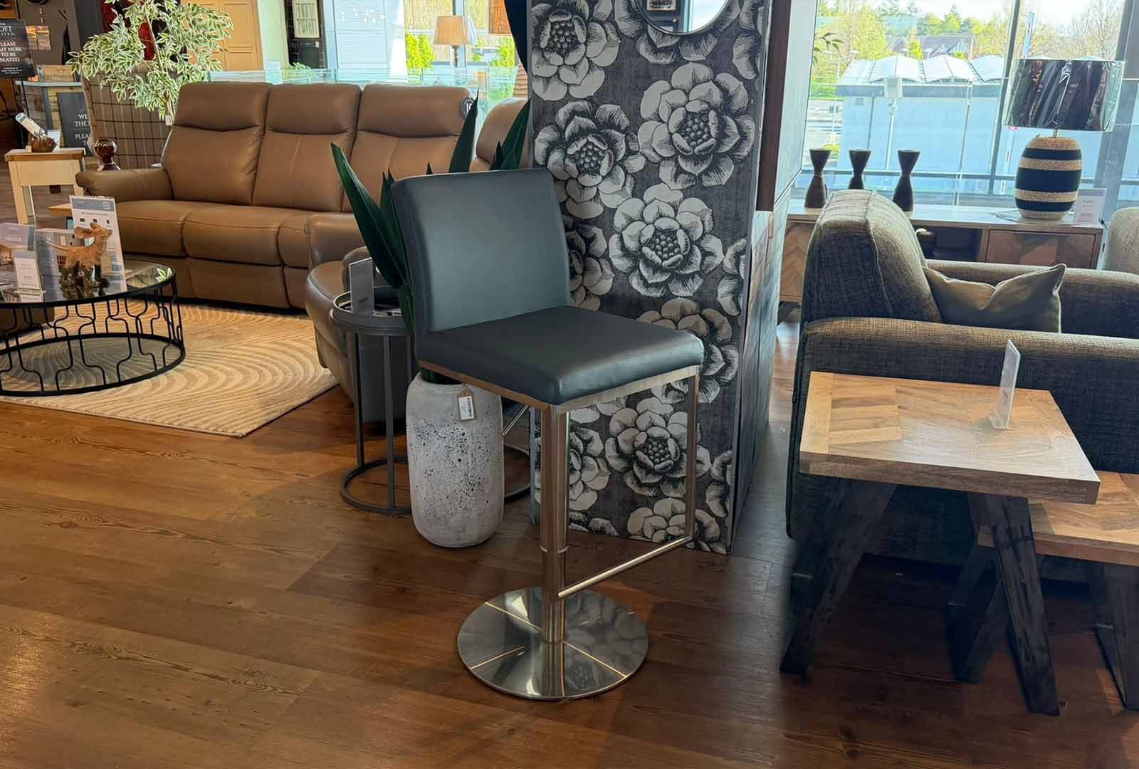 Clearance Cabra Gast Lift Bar Stool Grey
