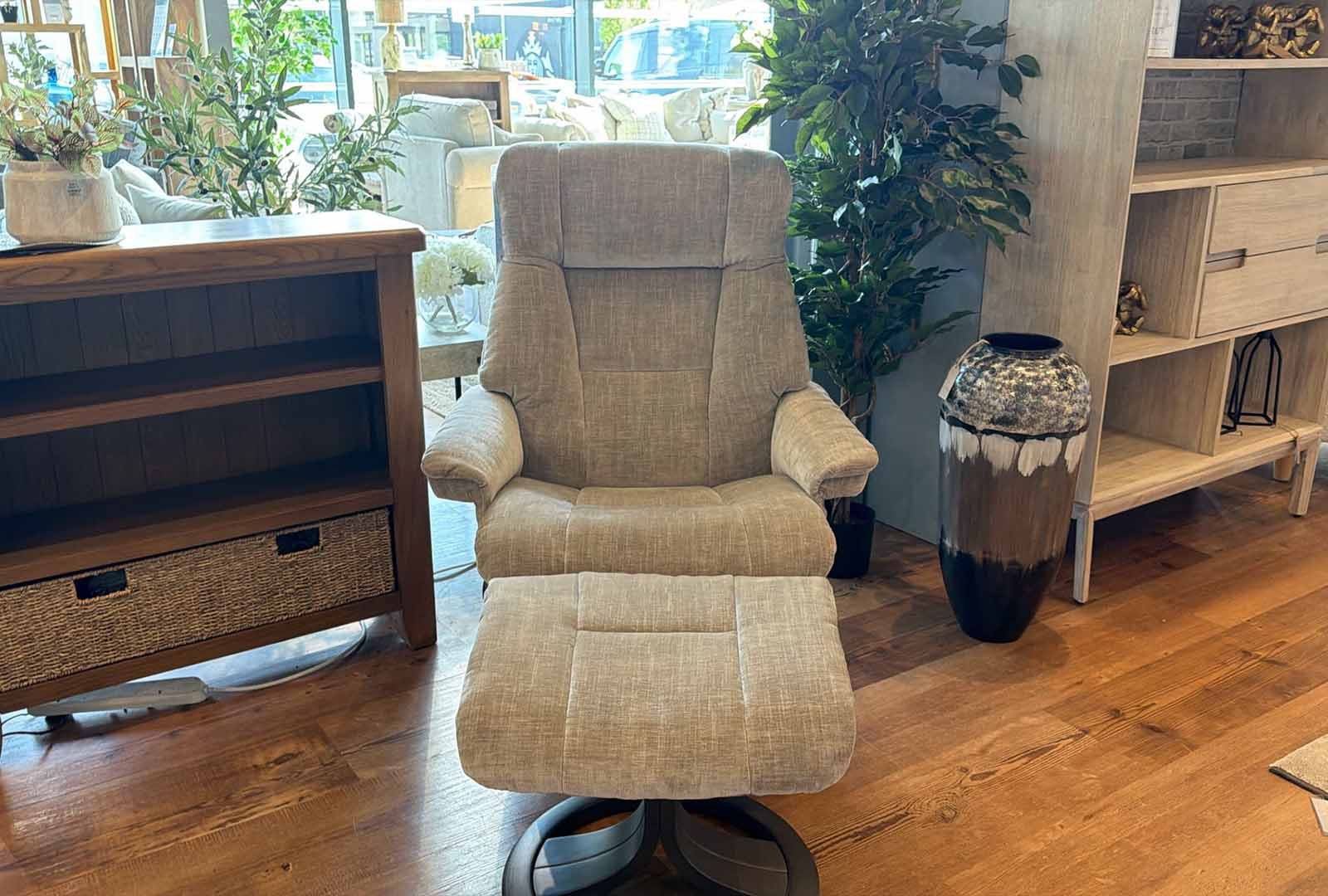 Clearance Malibu Swivel Recliner with Foostool