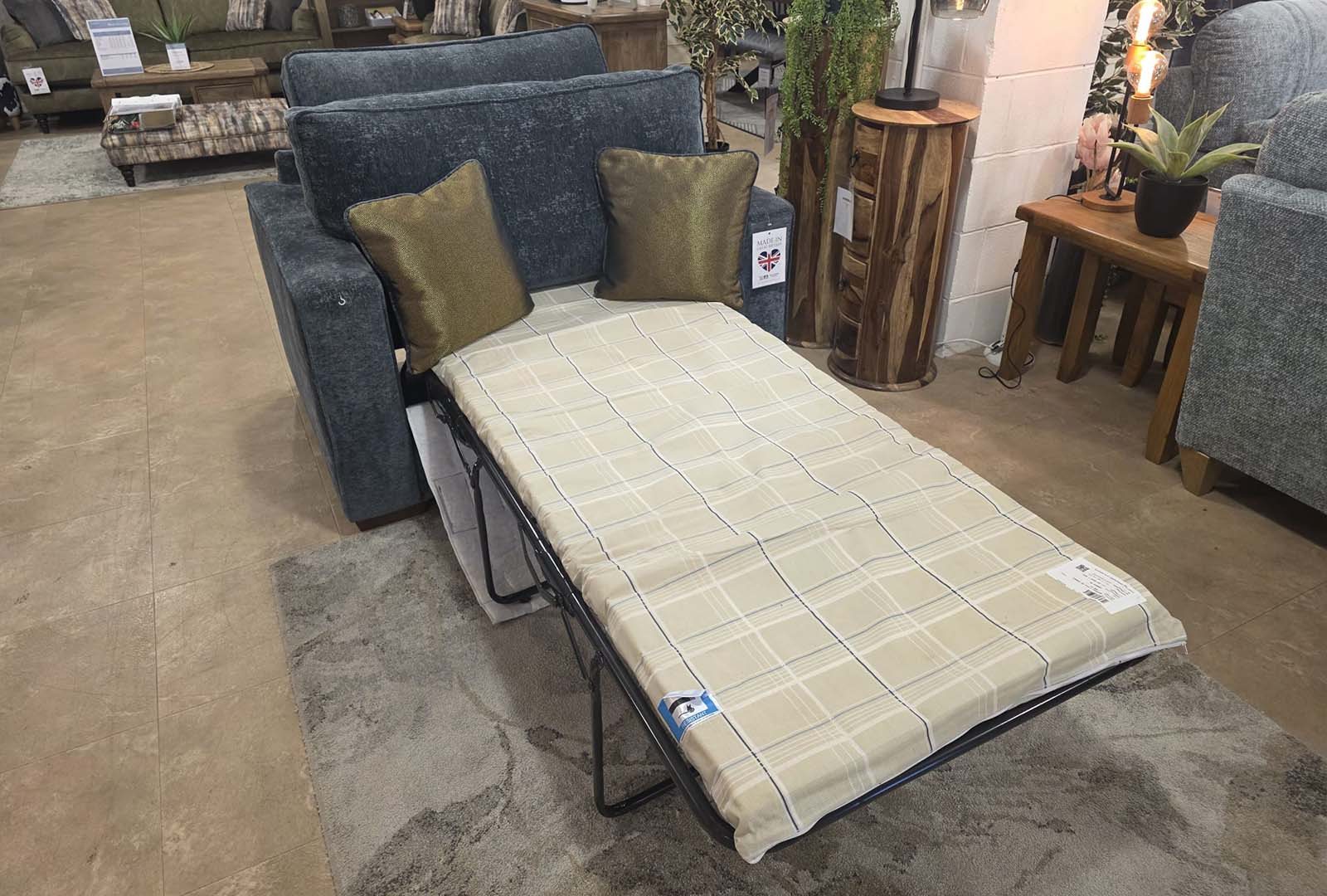 Clearance Cleveland Sofa Bed Snuggler