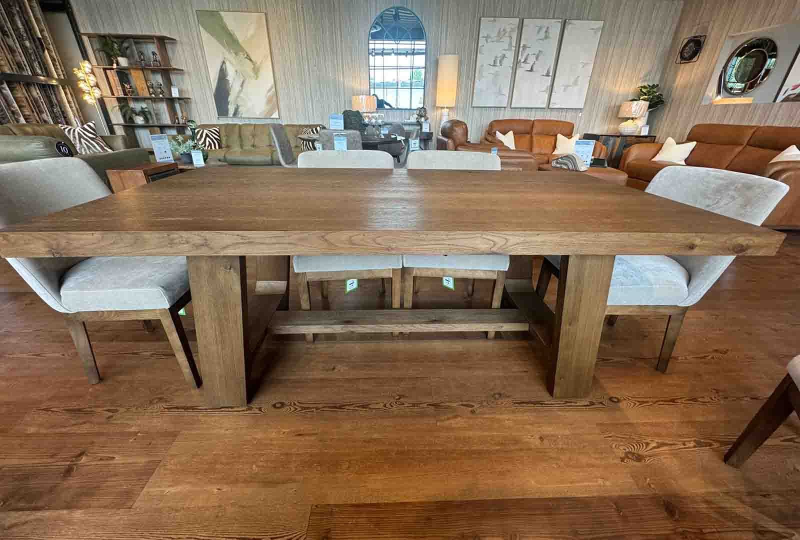 Clearance Miller Bundle - Dining Table & Chairs