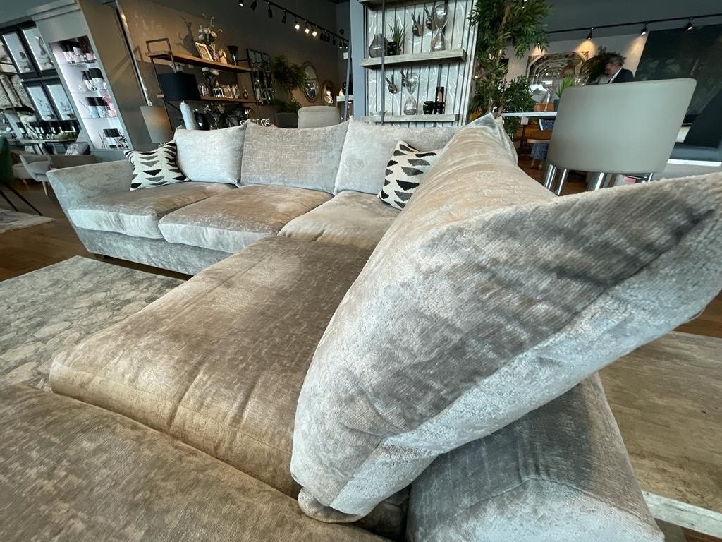 Moretti XL U Corner Chaise Group - Shop Floor