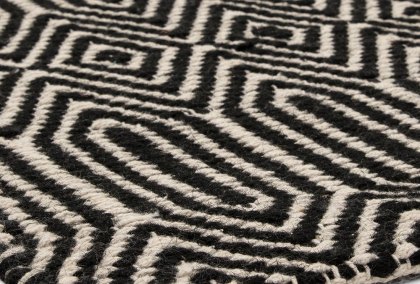 Sloan Ethnic Flatweave Rug