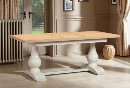 Wilpshire - Extending Dining Table Wilpshire - Extending Dining Table