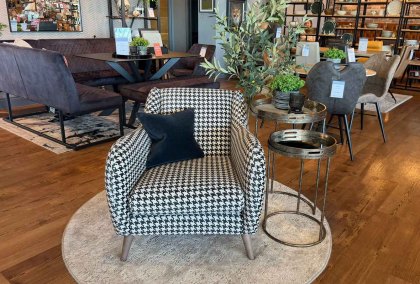 Solo Accent Chair