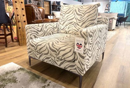 Zavvi Chair Zavvi Chair
