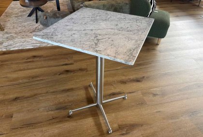 Comiso Square Bar Table