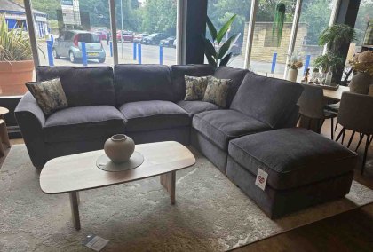 Wickham Corner Chaise Group Wickham Corner Chaise Group