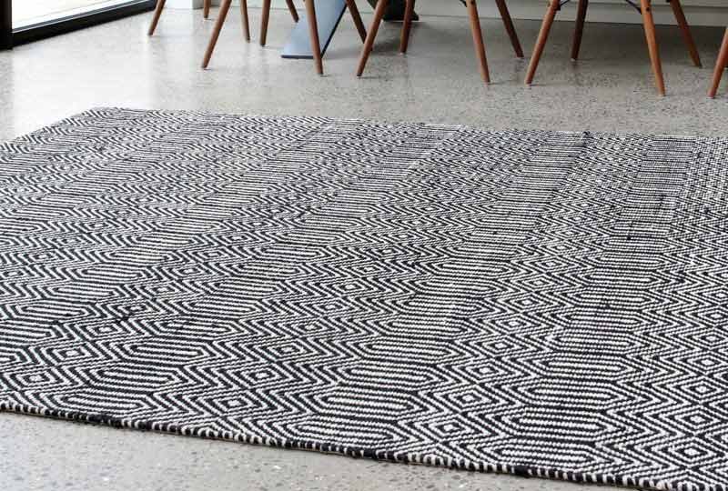 Sloan Ethnic Flatweave Rug Main Image