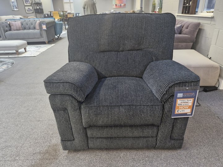 Clearance Piazza Power Armchair