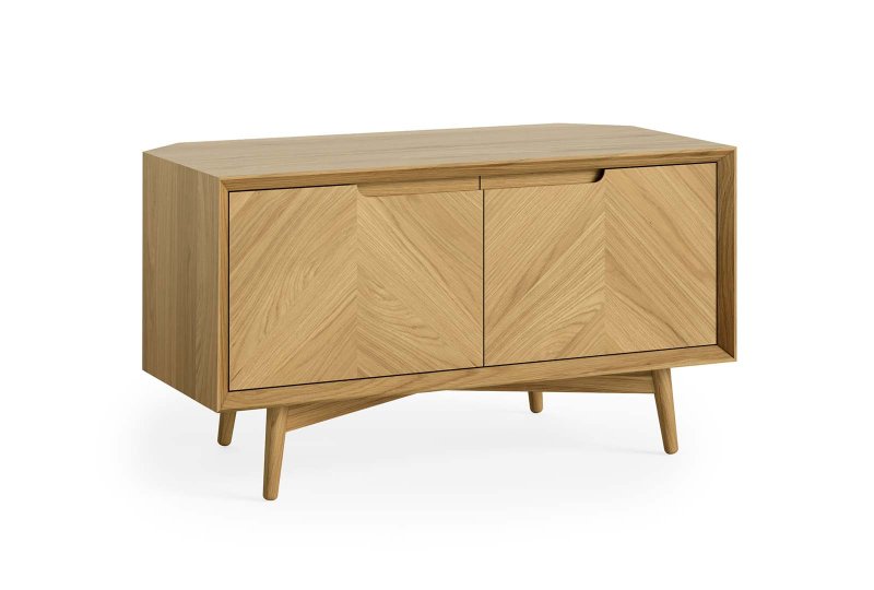 Global Home Group / Corndell Villa Corner Media Unit