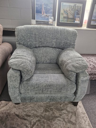 Clearance Aylesbury Armchair