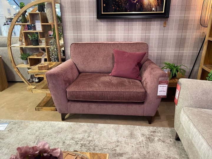 Clearance Ferndown Cuddler