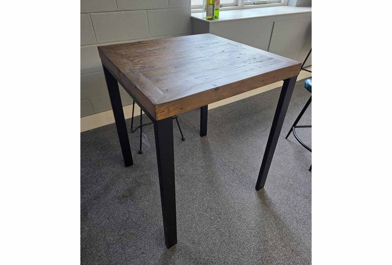 Clearance Penrose Bar Table