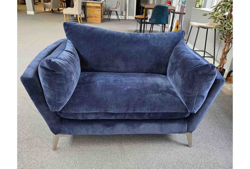 Clearance Ertha Snuggler