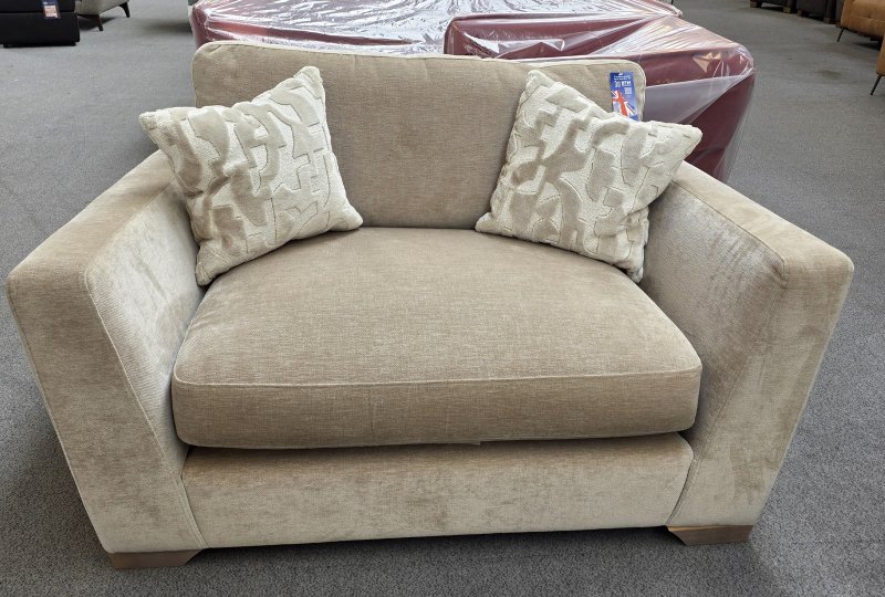 Clearance Regent Cuddler Chair