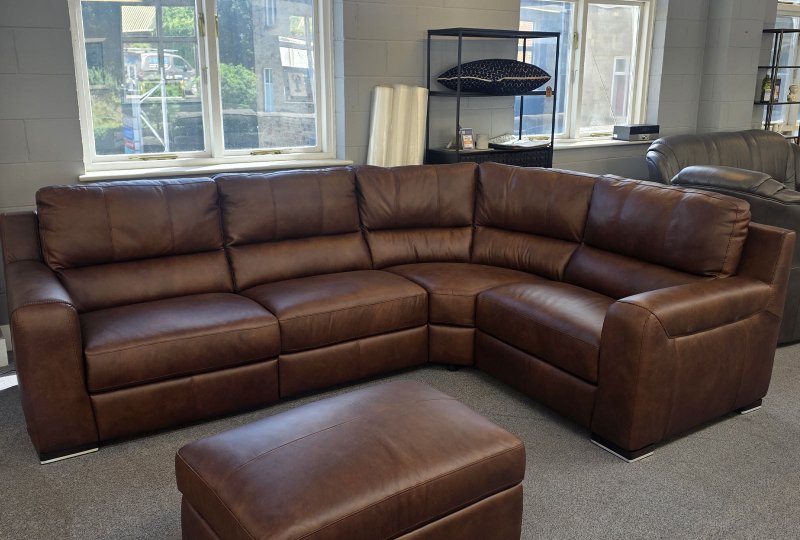 Clearance Largo Leather Recliner Corner Group