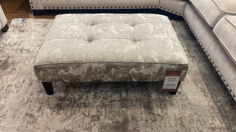 Clearance Venton Throne Stool