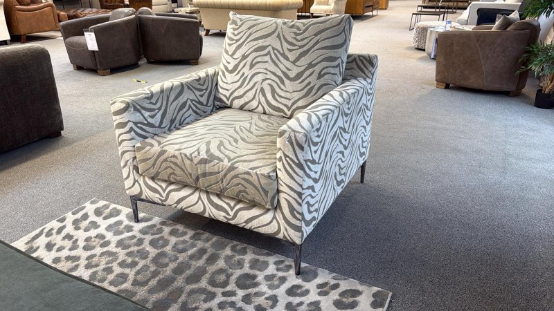 Clearance Zavvi Armchair