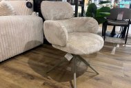 Clearance Lannick Bundle - Extending Table & Astley Chairs